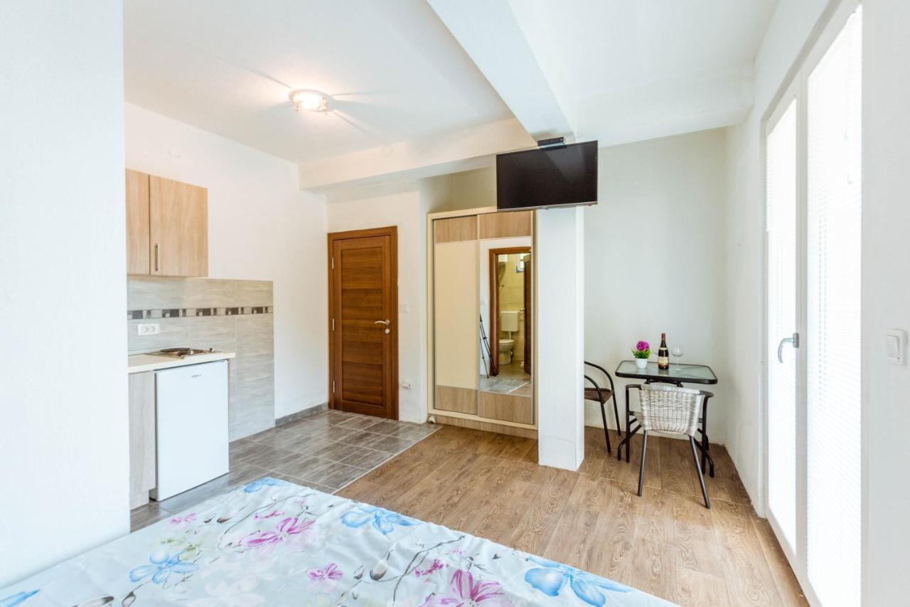 Apartments Elena Μπούντβα Εξωτερικό φωτογραφία