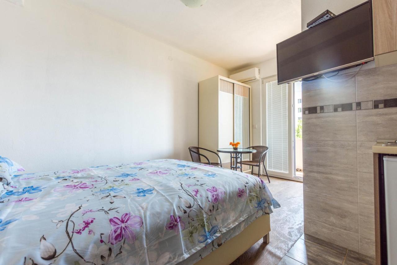 Apartments Elena Μπούντβα Εξωτερικό φωτογραφία