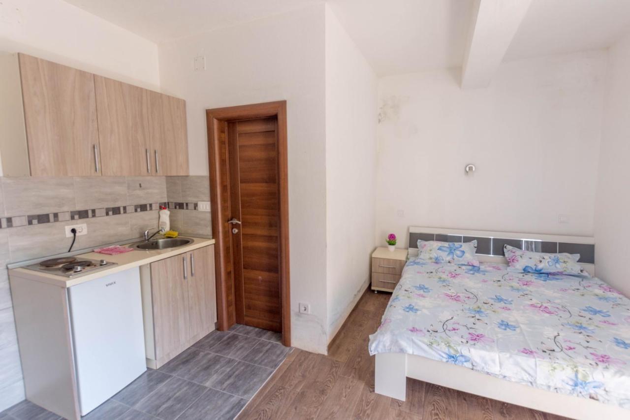 Apartments Elena Μπούντβα Εξωτερικό φωτογραφία