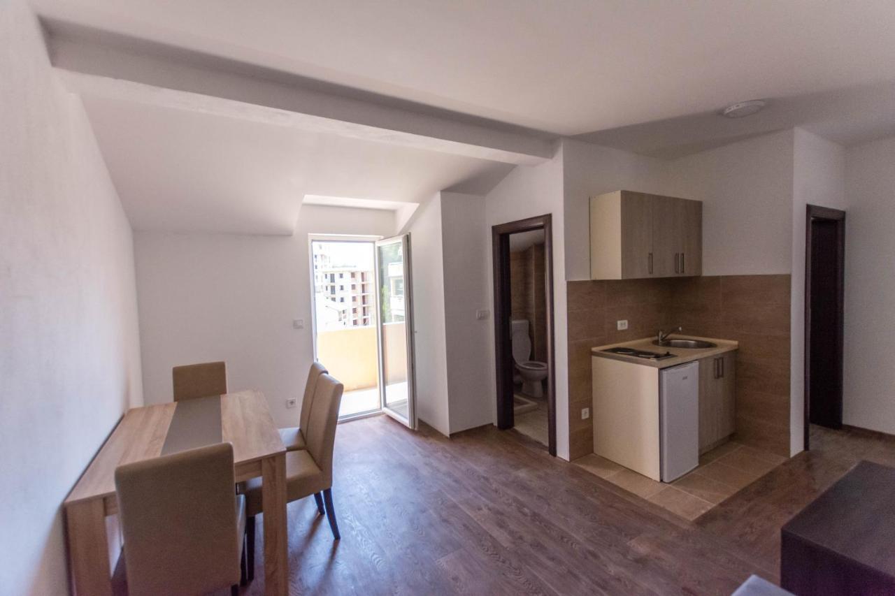 Apartments Elena Μπούντβα Εξωτερικό φωτογραφία